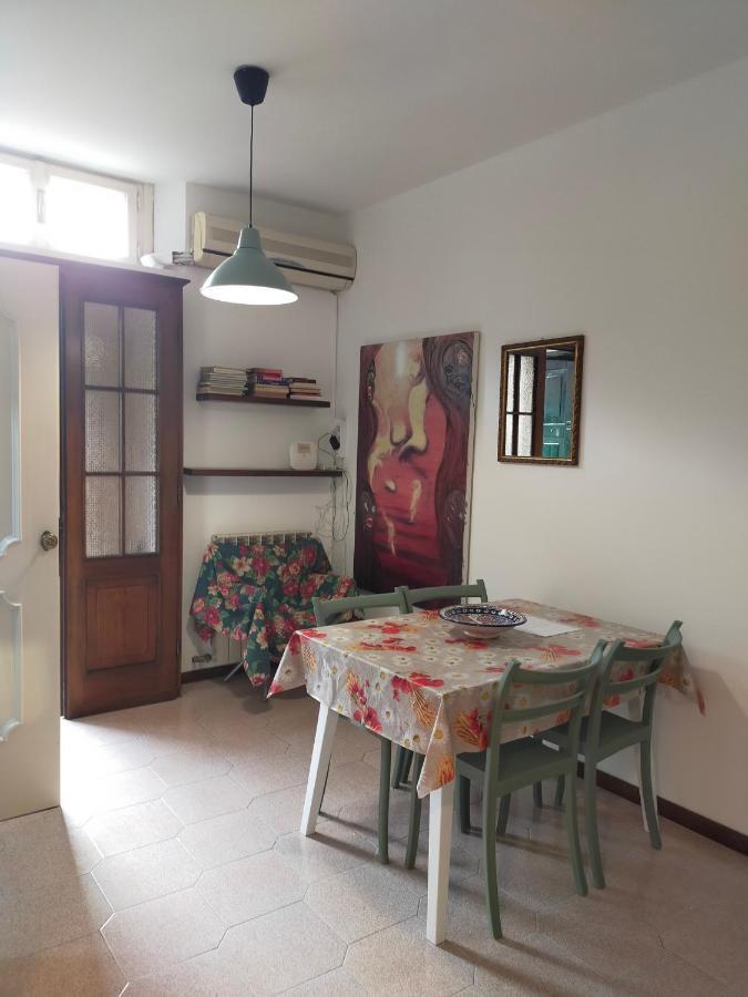 Central Guesthouse Cir 015146-Cni-01484 Milano Exterior foto